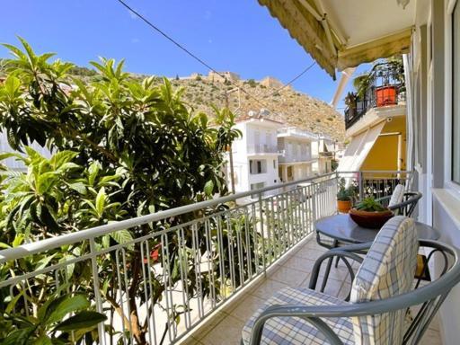 Ferienwohnung Under The Castle Nafplio Exterior foto